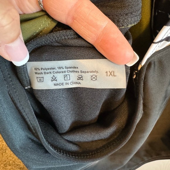 Swimsuit - Picture 3 of 3